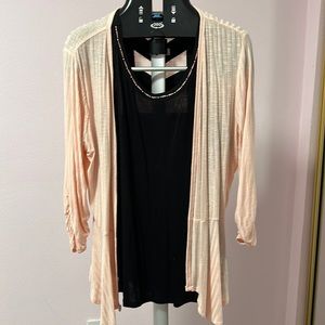 Set. Top and cardigan